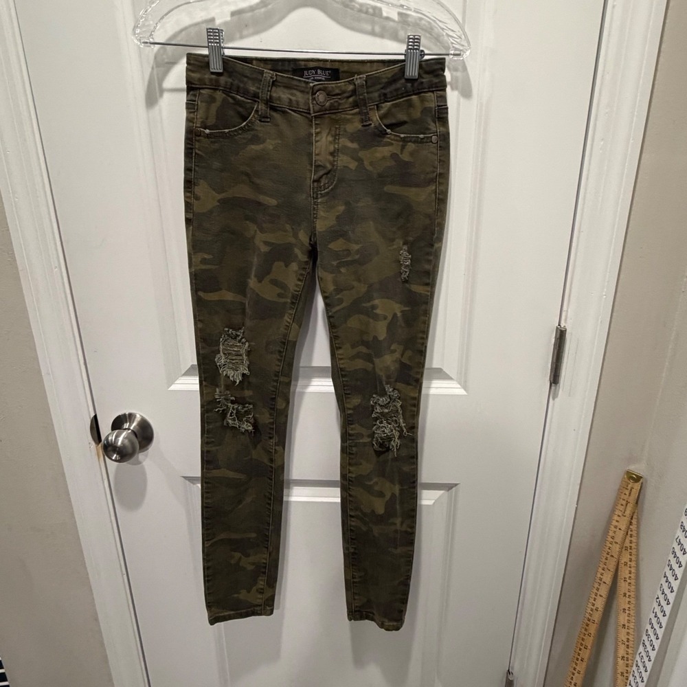 Judy Blue Womens Skinny Jeans Distressed Camo Green 3/26